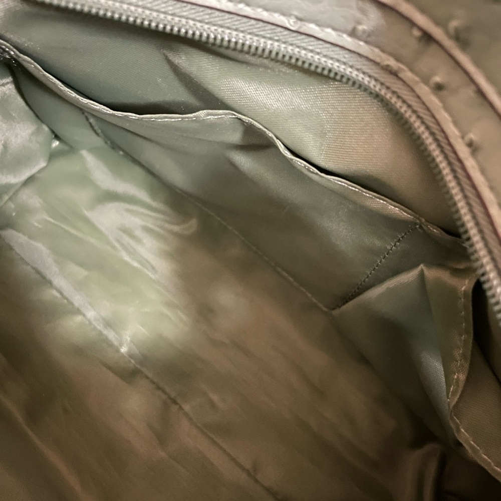 Bueno Green Satchel with Structured Design and Textured Finish - Picture 10 of 11